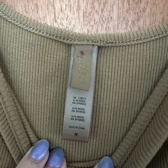 🫒Skims “Viral” Mini Dress RARE COLOR Oak (Greenish Gold) - Picture 6 of 7